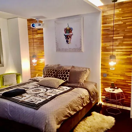 Apartment Luxury Flat With Private Rooftop - 18 *
